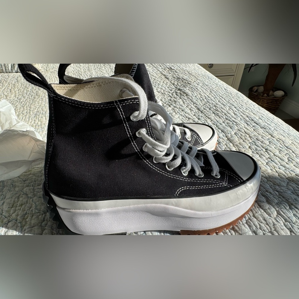 Chuck Taylor® All Star® Run Star Hike High Top Platform Sneaker (Unisex) - Picture 5 of 15